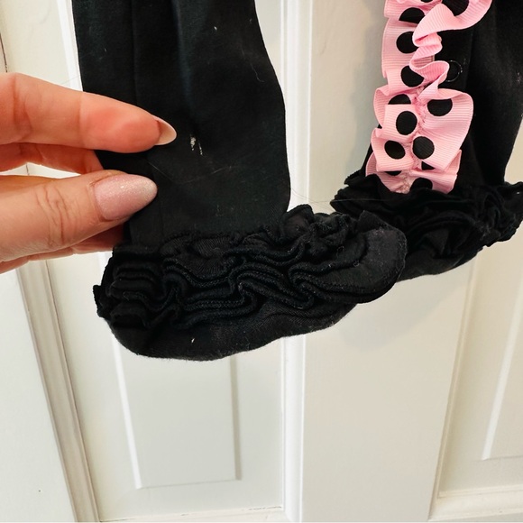 Mud Pie Black and Pink Polka Dot Infant Footie - Picture 4 of 9